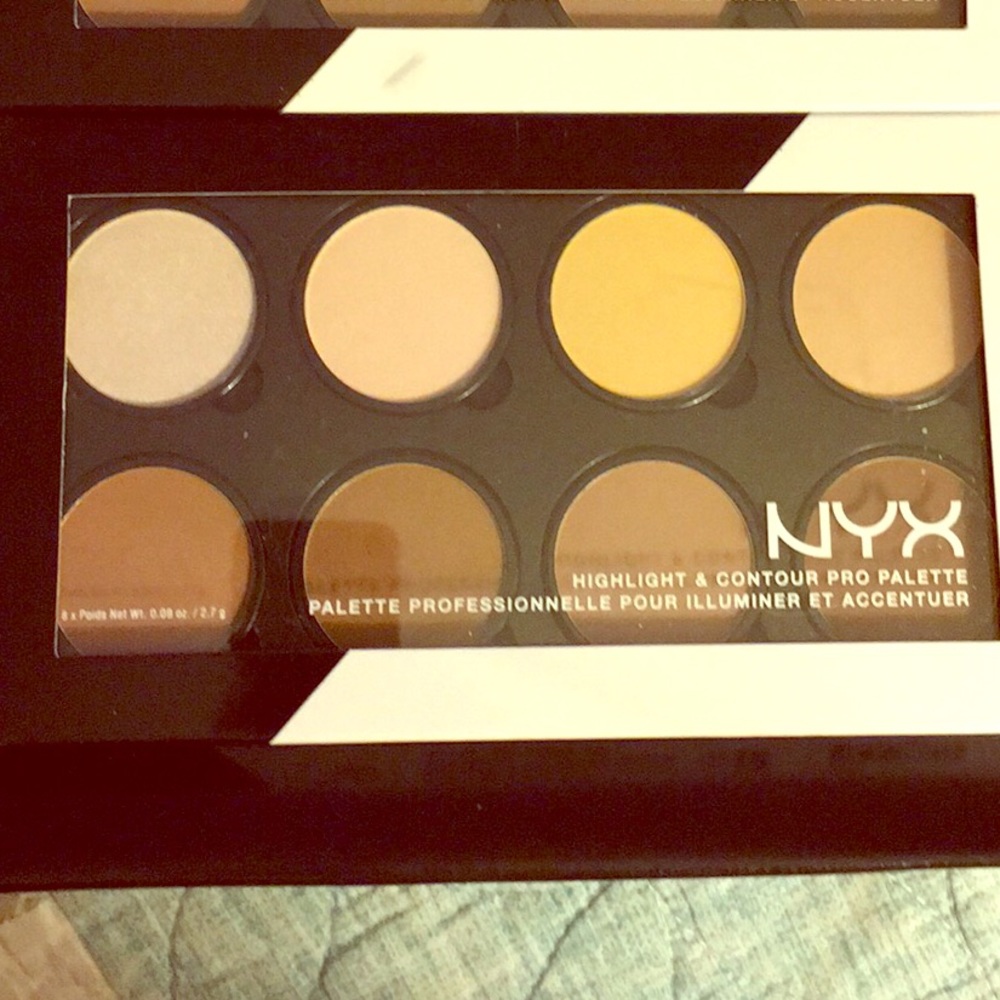NYX highlight and contour pro palette